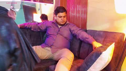 julietta max  online show from 11-21-25, 01:43