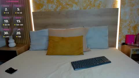 Snapshot of julietta_pink chatting on 03-03-26, 11:38 Julieta online show from 03-03-26, 11:38