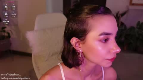 Snapshot of juliette_dee chatting on 01-27-25, 09:11 Juliette Dee online show from 01-27-25, 09:11