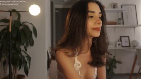 Snapshot of juliette_dee chatting on 02-09-26, 09:19 Juliette Dee online show from 02-09-26, 09:19