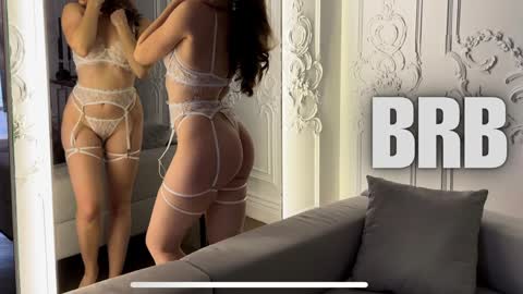 Julie online show from 02-01-25, 03:50