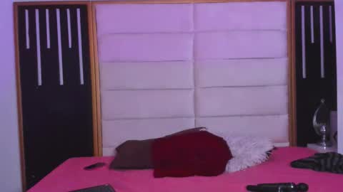 Juli online show from 03-12-26, 01:17