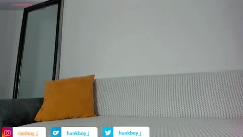 Snapshot of julio_fitxxx chatting on 10-04-25, 11:19 Ask me online show from 10-04-25, 11:19