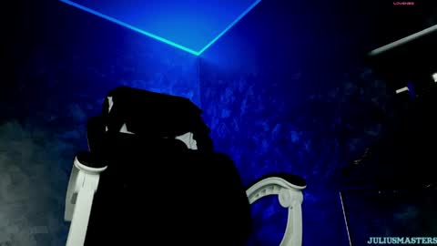 JULiUS   online show from 06-01-26, 06:42