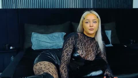 Snapshot of julliamilerrr chatting on 01-08-26, 11:12 Julia online show from 01-08-26, 11:12