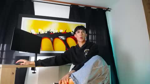 Snapshot of jullian_ricci chatting on 03-03-26, 07:53 jullian online show from 03-03-26, 07:53