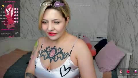 Snapshot of jully_rox chatting on 03-02-26, 06:48 Jully online show from 03-02-26, 06:48
