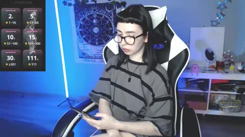 Baroness Von Cringe online show from 02-19-25, 05:49