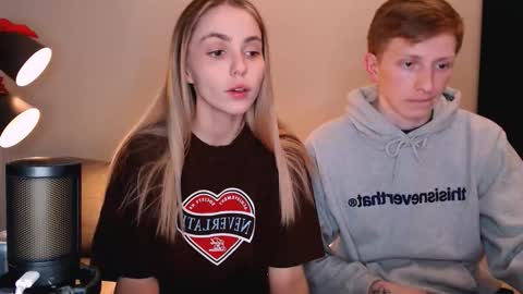 sweet online show from 12-14-25, 10:47