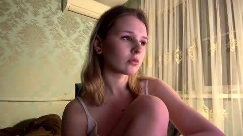 Julveria online show from 01-17-26, 05:27