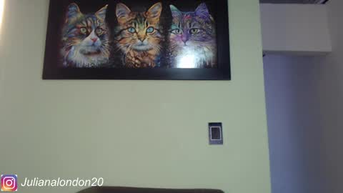 Snapshot of july_smith_ chatting on 05-05-26, 10:51 online show from 05-05-26, 10:51
