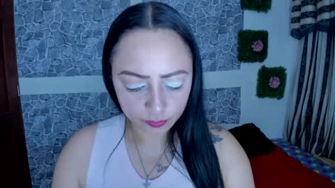 juliana online show from 02-16-25, 10:21