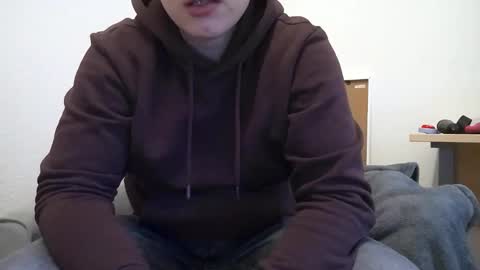 Snapshot of julzzy21 chatting on 11-27-25, 08:49 julzzy21 online show from 11-27-25, 08:49