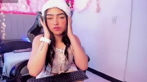 june__moon online show from 06-26-26, 03:55