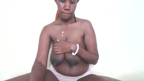 queen online show from 03-20-26, 06:40