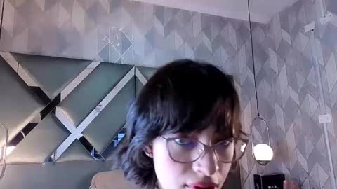 Snapshot of junecollins chatting on 02-06-26, 09:18 junecollins online show from 02-06-26, 09:18