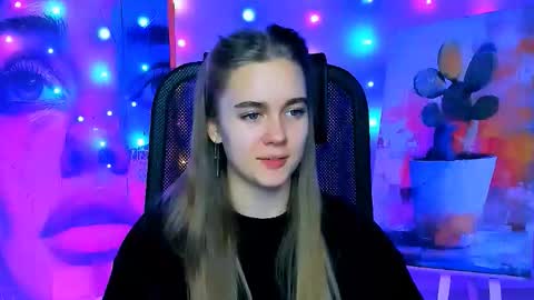 junewoods online show from 12-18-25, 06:30