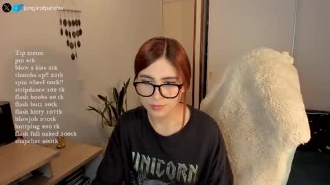 Snapshot of jungleofpandas chatting on 11-27-25, 10:01 Call me Sussy online show from 11-27-25, 10:01