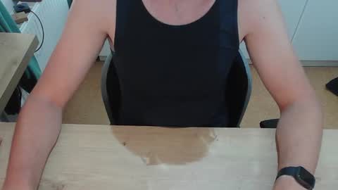 junk2711 online show from 06-18-26, 04:55