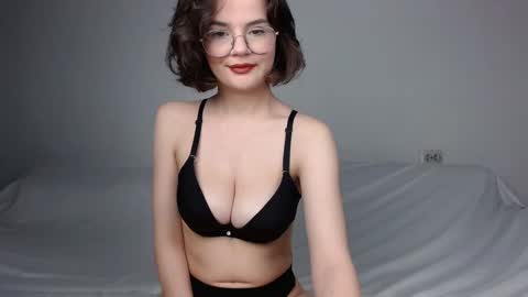 Snapshot of junnewers chatting on 01-24-25, 05:53 JunneWers online show from 01-24-25, 05:53