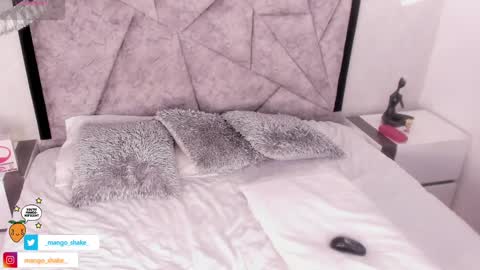 Snapshot of junosomnum chatting on 01-19-25, 08:30 junosomnum online show from 01-19-25, 08:30