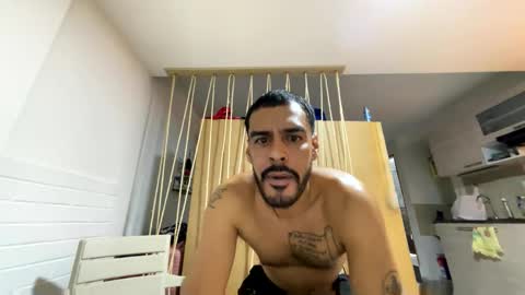 Snapshot of juntos751539 chatting on 09-23-25, 05:10 juntos751539 online show from 09-23-25, 05:10