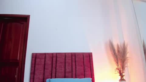 Snapshot of jupiterfoxxxx chatting on 09-18-25, 12:23 Jupiter Fox online show from 09-18-25, 12:23