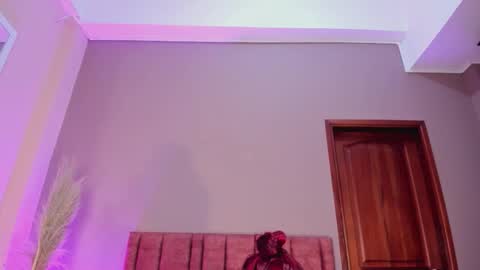 Snapshot of jupiterfoxxxx chatting on 12-15-25, 09:52 Jupiter Fox online show from 12-15-25, 09:52