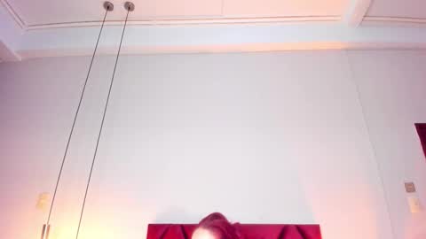 Snapshot of jupiterfoxxxx chatting on 02-04-26, 01:33 Jupiter Fox online show from 02-04-26, 01:33