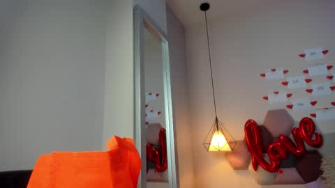 Snapshot of jupiterfoxxxx chatting on 02-17-26, 12:51 Jupiter Fox online show from 02-17-26, 12:51