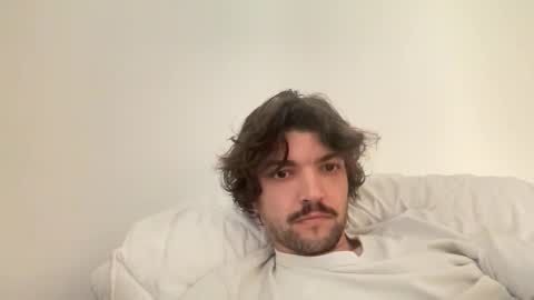 just_a_guy_with_a_big_cock online show from 11-19-25, 02:50