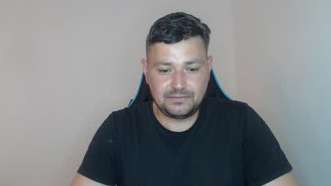Snapshot of just_a_nice_guy_27 chatting on 04-24-26, 11:23 Alex online show from 04-24-26, 11:23