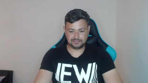 Snapshot of just_a_nice_guy_27 chatting on 05-14-26, 11:39 Alex online show from 05-14-26, 11:39