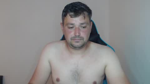 Snapshot of just_a_nice_guy_27 chatting on 05-27-26, 11:40 Alex online show from 05-27-26, 11:40