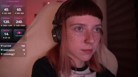 Snapshot of just_busking chatting on 12-08-24, 04:57 Julia online show from 12-08-24, 04:57