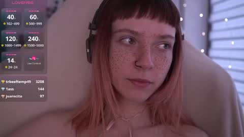 Snapshot of just_busking chatting on 02-12-25, 08:49 Julia online show from 02-12-25, 08:49