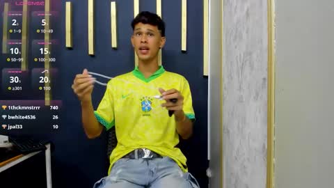 Snapshot of just_d4v7 chatting on 09-28-25, 07:19 JUST online show from 09-28-25, 07:19