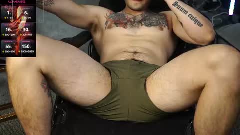 Snapshot of just_hairy_man chatting on 06-17-26, 06:31 Kurt online show from 06-17-26, 06:31