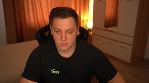 Snapshot of just_top chatting on 09-13-25, 01:11 David online show from 09-13-25, 01:11