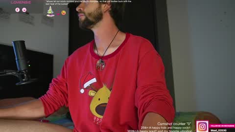 Snapshot of just_your_dreamboy chatting on 01-15-25, 12:09 Maxi online show from 01-15-25, 12:09