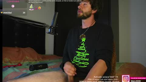Snapshot of just_your_dreamboy chatting on 01-31-25, 01:33 Maxi online show from 01-31-25, 01:33