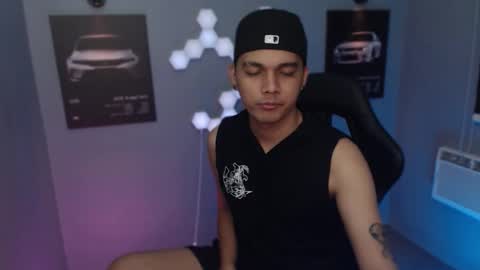 Snapshot of justagamerxxx chatting on 09-08-25, 09:14 Rhys online show from 09-08-25, 09:14