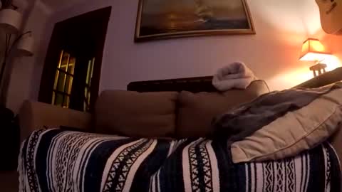 Snapshot of justanimals chatting on 12-18-25, 11:27 justanimals online show from 12-18-25, 11:27