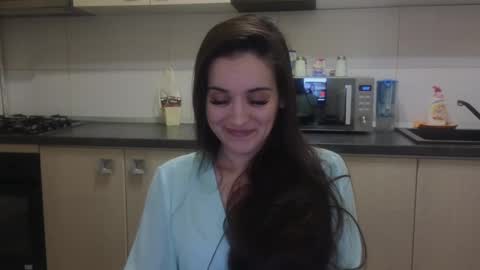 JustAnne online show from 01-20-25, 05:37