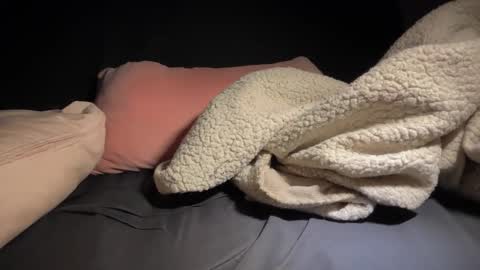 Snapshot of justarandomguy_1999 chatting on 02-26-25, 07:53 Random Guy online show from 02-26-25, 07:53