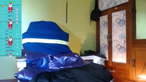 Snapshot of justcallmekarl chatting on 12-02-25, 05:35 Karl online show from 12-02-25, 05:35