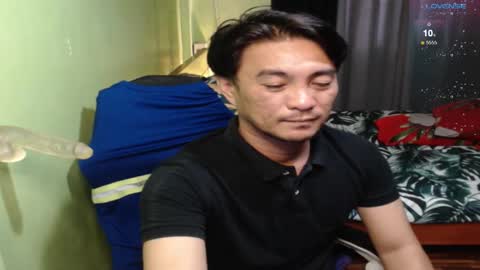 Snapshot of justcallmekarl chatting on 01-11-26, 05:12 Karl online show from 01-11-26, 05:12