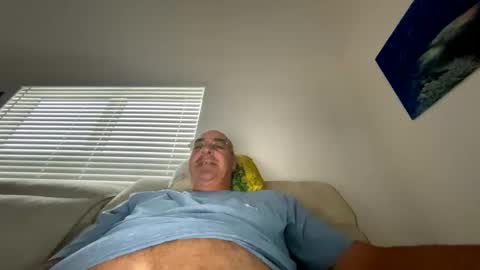 Snapshot of justcallmemarcus chatting on 12-31-24, 12:46 justcallmemarcus online show from 12-31-24, 12:46