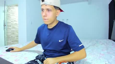 Snapshot of justin_biker chatting on 09-24-25, 09:45 justin_biker online show from 09-24-25, 09:45