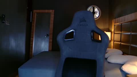 Justin online show from 02-04-25, 03:26